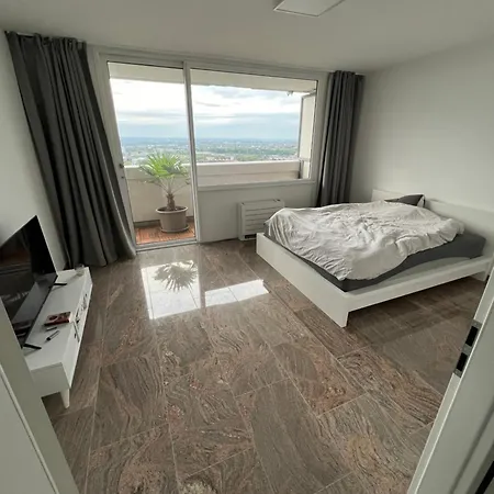 Axa Tower Apartment